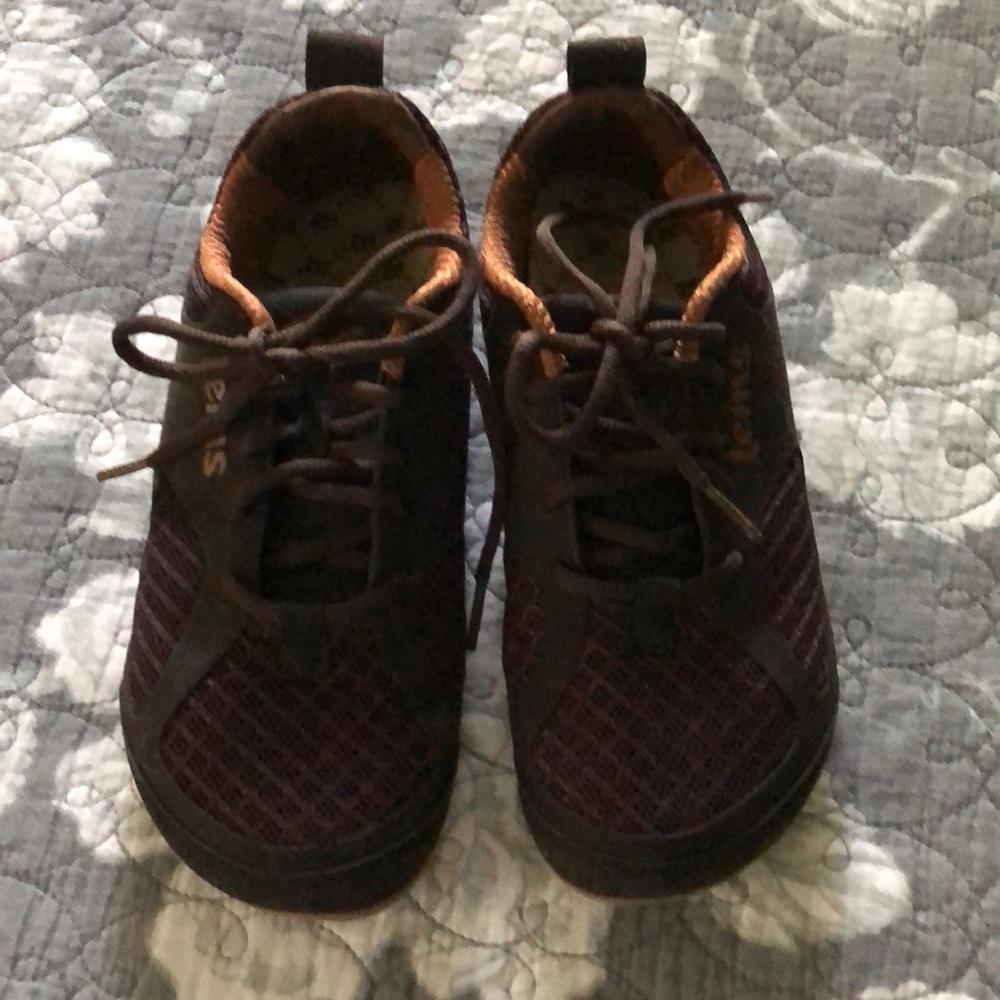 Women’s Lems Primal 2 shoes size 6.5-7 (39)